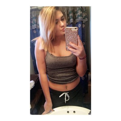 bustos_channa's profile picture. 