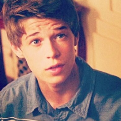 BluishScarab's profile picture. тнεяε's sσмεтнιη' ωειя∂ αвσυт тнιs вυg.