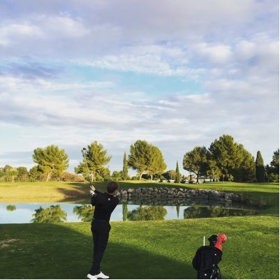 instagram: jn.stenger professional golfer ⛳️