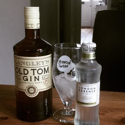 lover of all things gin- Cheltenham Gin Club coming soon