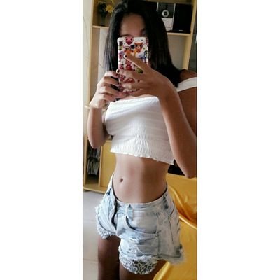 saudações pessoas, sou Laah Drew, sou belieber, army, sou rockeira, Lucas Leonardo, faço ginástica rítmica.
amo açaí, e geleia, sou uma luazinha. UBNE ❤❤🌞