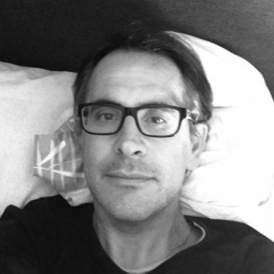 lulopezutiel's profile picture. 