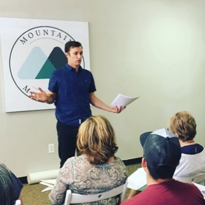 Doctor to pro athletes and those looking to move their best. CEO of Mountain Movement Center. I speak, write and teach on having a Breakthrough in your Life.