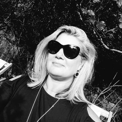 kelliehbritt's profile picture. 