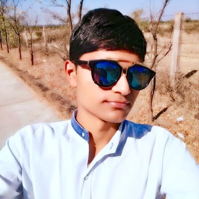 milan_makadiya's profile picture. 