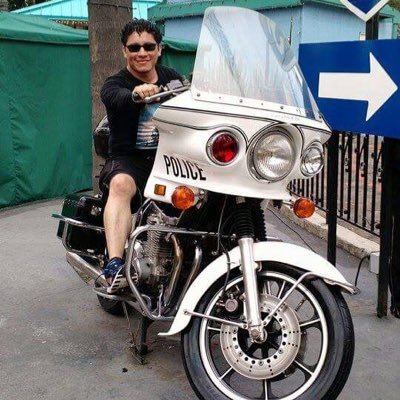 Informático de 💙, editor de libros, compositor de canciones, docente de tiempo completo, aprendiz en esta gran travesía llamada vida!, Dr. en mucho qué hacer