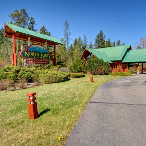 Beautiful log cabin lodging nestled between Whitefish and Columbia Falls. Only 20 miles from Glacier National Park. Come feel Montana!