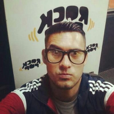 cuquejoz's profile picture. si no hay amor, que no haya nada entonces...