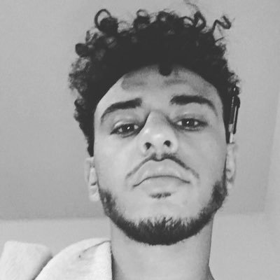 vaIentinio's profile picture. 