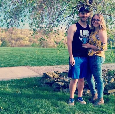 Liz_M27's profile picture. 