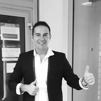 CSalgado_'s profile picture. Doctorando D° Civil 2°. Abogado.Viajero.Humanista.Inconformista. Misántropo.Lector.Antiamarillista.Defensor de la https://t.co/DPDCVz58rLñador. Lírico. Socialista