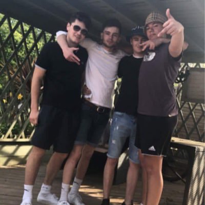 ben79421290's profile picture. 18