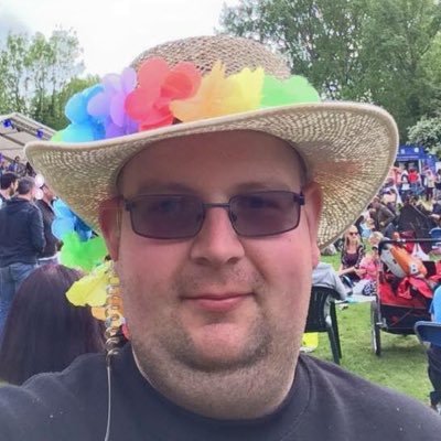 PHP Developer & Linux System Admin. Tube Geek. Sometimes Theatre & Live Events Technician. Photographer. (He/His) 🏳️🌈