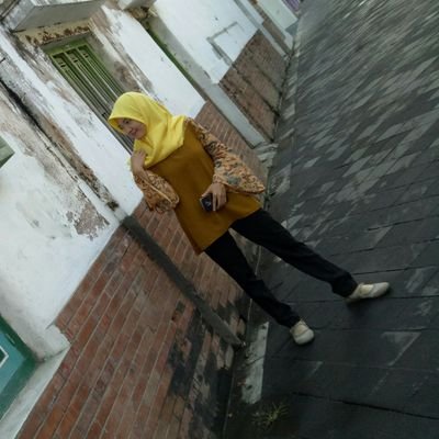 r3putriana's profile picture. Family. Travelling. Football. F1. Moto Gp. ⚽