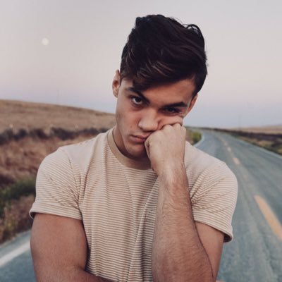 11:11 @EthanDolan @GraysonDolan