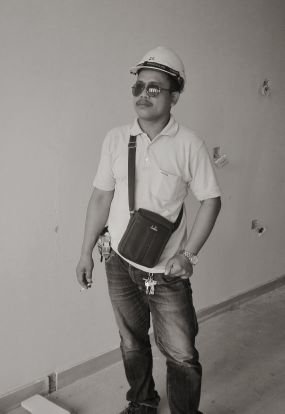 RenovationUzie's profile picture. 