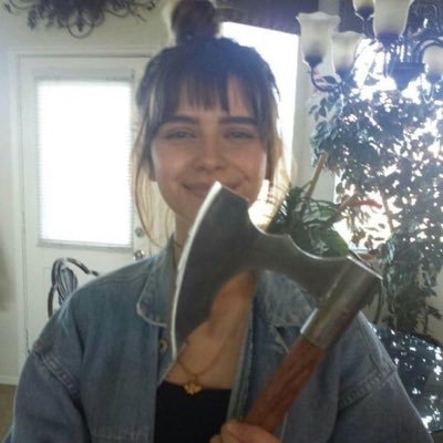 Niarharpw's profile picture. 