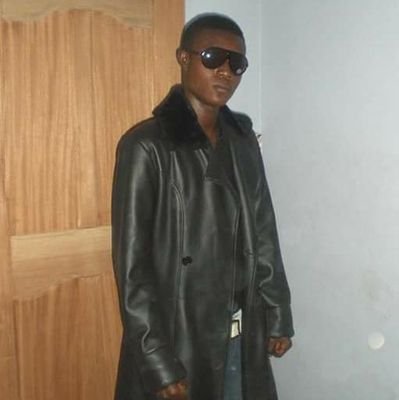 miptliet's profile picture. kandy