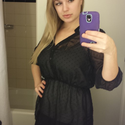 Catheri34118302's profile picture. 😳💑👩‍❤️‍👩🎻💜💛💗💞💕💔💚💙