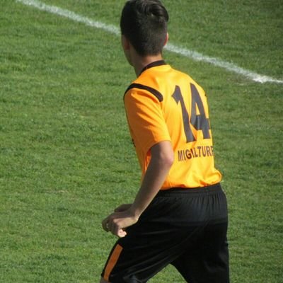 Jugador de el E.F.B 1⃣4⃣