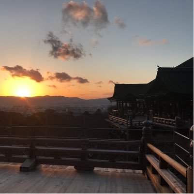yurihiko11620's profile picture. DUSTARー3♡Rayflower♡GLAY♡ラルク♡東京事変♡椎名林檎さん憧れ♡ギタリスト大好き😍アニメ、アニソンオタク。カラオケ好き