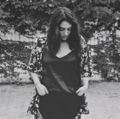 janet_v_'s profile picture. 