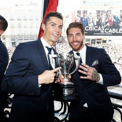 supporting the best player in the world 💥
Cristiano Ronaldo
Insta : @cr7beastalbania