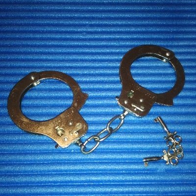 KaraIncuffs's profile picture. Kara in handcuffs on #chaturbate
#NSFW #camcouple