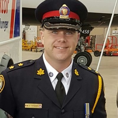 Superintendent 43 Division, Toronto Police. FBI National Academy Grad. 269 Emerg. call 911/Non-Emery 4168082222 or TDD 4164670493 Account not monitored 24/7