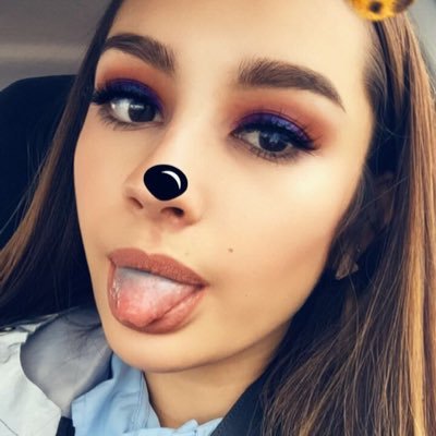 Beccaa_ix's profile picture. 