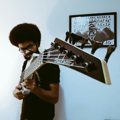 {Hobbyist} bass player @ https://t.co/Gms5d1PRXa
Trail {fun} runner.
Fake-developer (expert in copy-pasting).