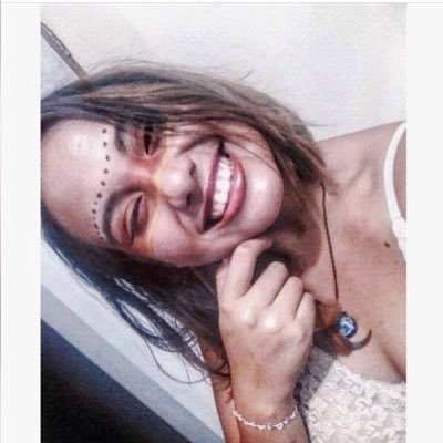 Thalyta Inara ⚓️ | paulistana com coração de mineira 👣 | ariana ♈️ | noiva Massini 👰🏽👫💟 | escritora 👩🏽💻 | futura médica 👩🏽⚕️🌿
