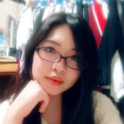コスプレイヤー活動中!!人生楽しく生きていかないといけないね(T ^ T)💦企業したいが難しいな(T ^ T)💦カラオケ大好き❤️イラスト描いたり、アウトドア好き❤️猫カフェハマり中❤️お菓子大好き❤️ゲーム好き❤️ヲタクで変態!だけどかまってちゃんなの(T ^ T)💦仲良くしてね!宜しくお願い致します!❤️✨