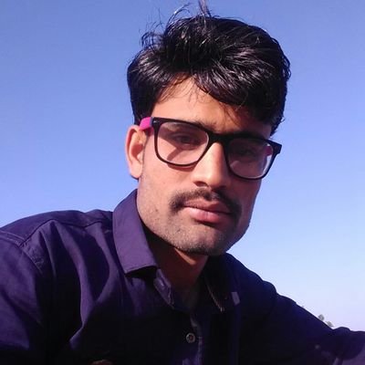 1brother ,3friend ,5sister ,one an only my love wife ,sar par mata pitaji ka asirwad.     and I am interior