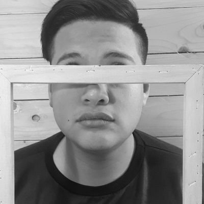 llanozz's profile picture. free