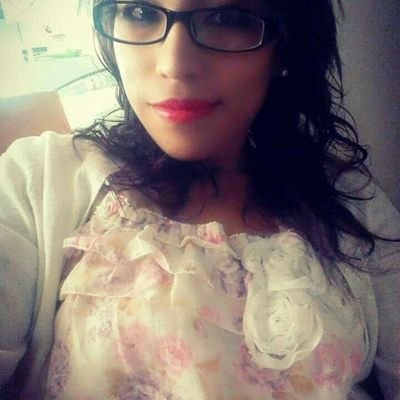 la vida sigue y hay k confiar en nosotros mismos
soy un desastre andando
