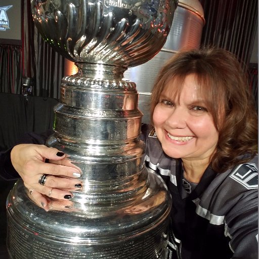 jovikat's profile picture. Enjoy life, keep it simple & smile! Member of @LAKingsQueens 👑