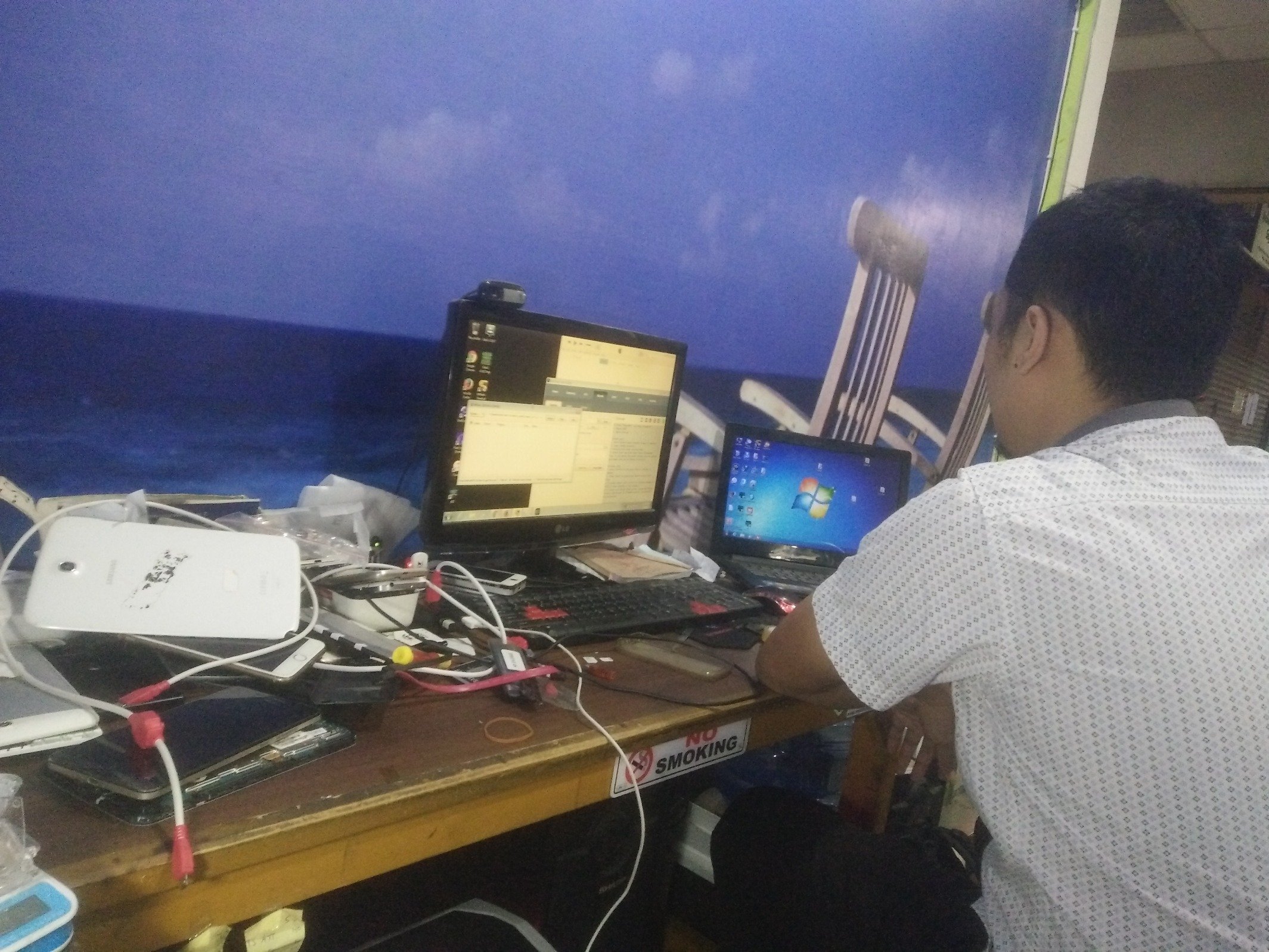 jr_adin's profile picture. SeSeorang yang kadang setengah gila