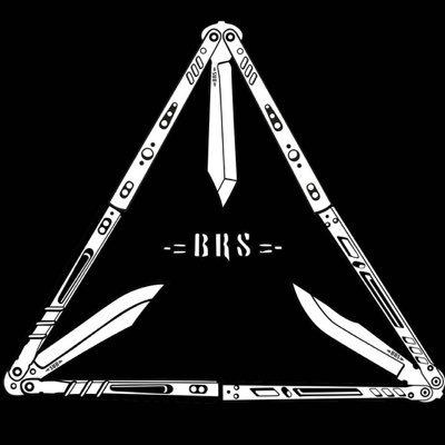 I flipp balisongs and begleri follow me on ig @bali.exe