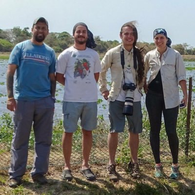 Biólogo. Ornitólogo. Observador de aves. Tomo fotos de aves y naturaleza. IG: @jhonathanmiranda1 (sígueme)
