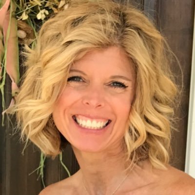 Laura Lyn Donahue Profile