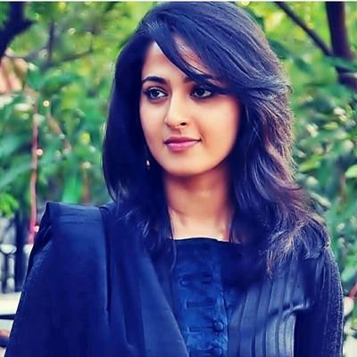 Lakshu1998's profile picture. #KVCETian
#black luvr
#from Thiruvannamalai