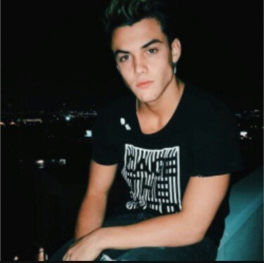 ❛❛Family Fake❜❜