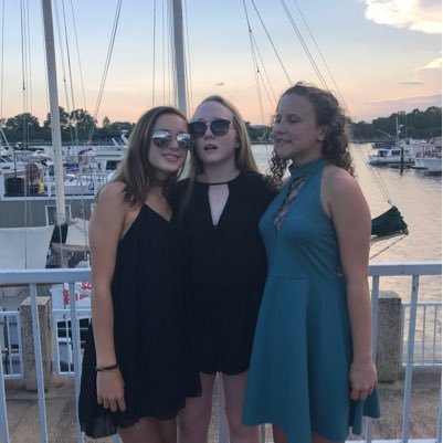 oliviawilson246's profile picture. xoxoxo