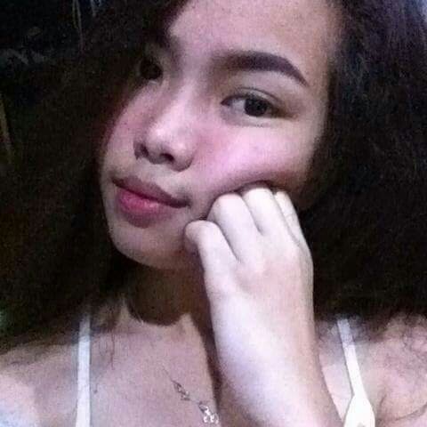 Belovly's profile picture. 18 🌸