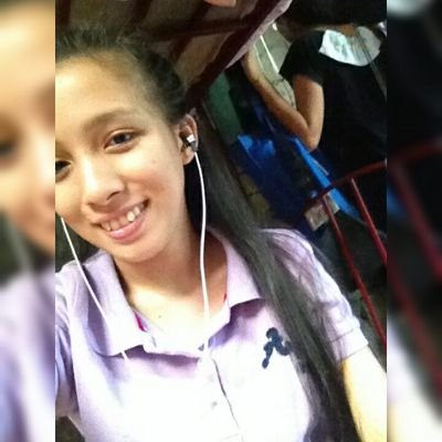 JhelynLloyd19's profile picture. simple , brave 💪👊