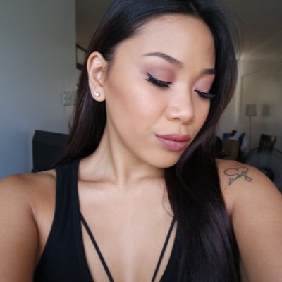 mich_ika22's profile picture. make-up artist BELLA ITALIA BEAUTY ARTS hairstylist love ⚽️ youtube channel MICH MIRANDA IG and SNAPCHAT MichMiranda22 FB PAGE MICH MIRANDA ETOLOSOMA22