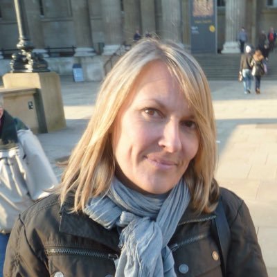 Social Media Manager, formerly TV PR. I love telly, fashion, food, music and the odd glass of wine with crisps. Opinions my own.  @DigitalMumsHQ