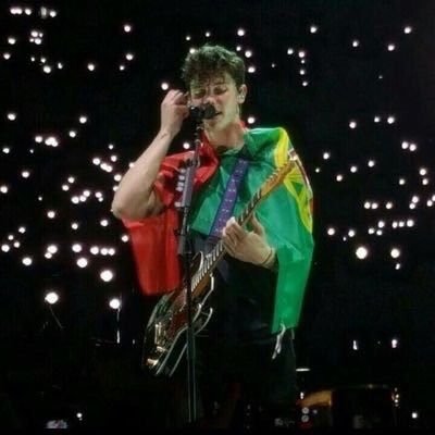 *MENDESARMY AREA*   10/05/2017 Meo Arena - Shawn Mendes #illuminatetourlisbon e-mail: myfantasyishawn@gmail.com  Sou uma rapariga com um sonho: