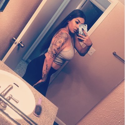 Fantasia_Marie's profile picture. 25 & living right [KEEP GOD FIRST] Tryna get it on my own. Family First